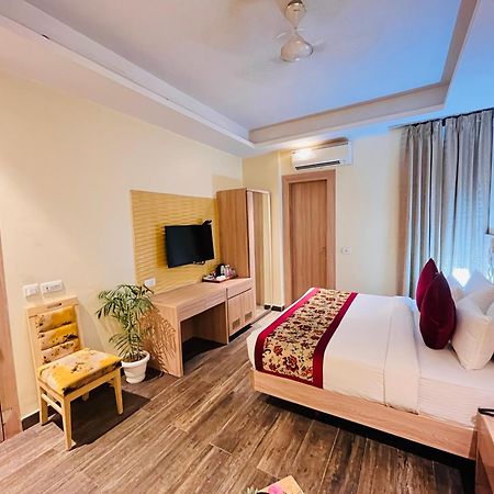 Hotel Banz Near Indira Gandhi Airport Delhi New Delhi Exterior photo