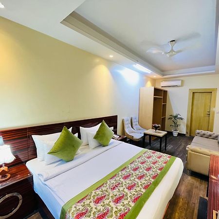 Hotel Banz Near Indira Gandhi Airport Delhi New Delhi Exterior photo
