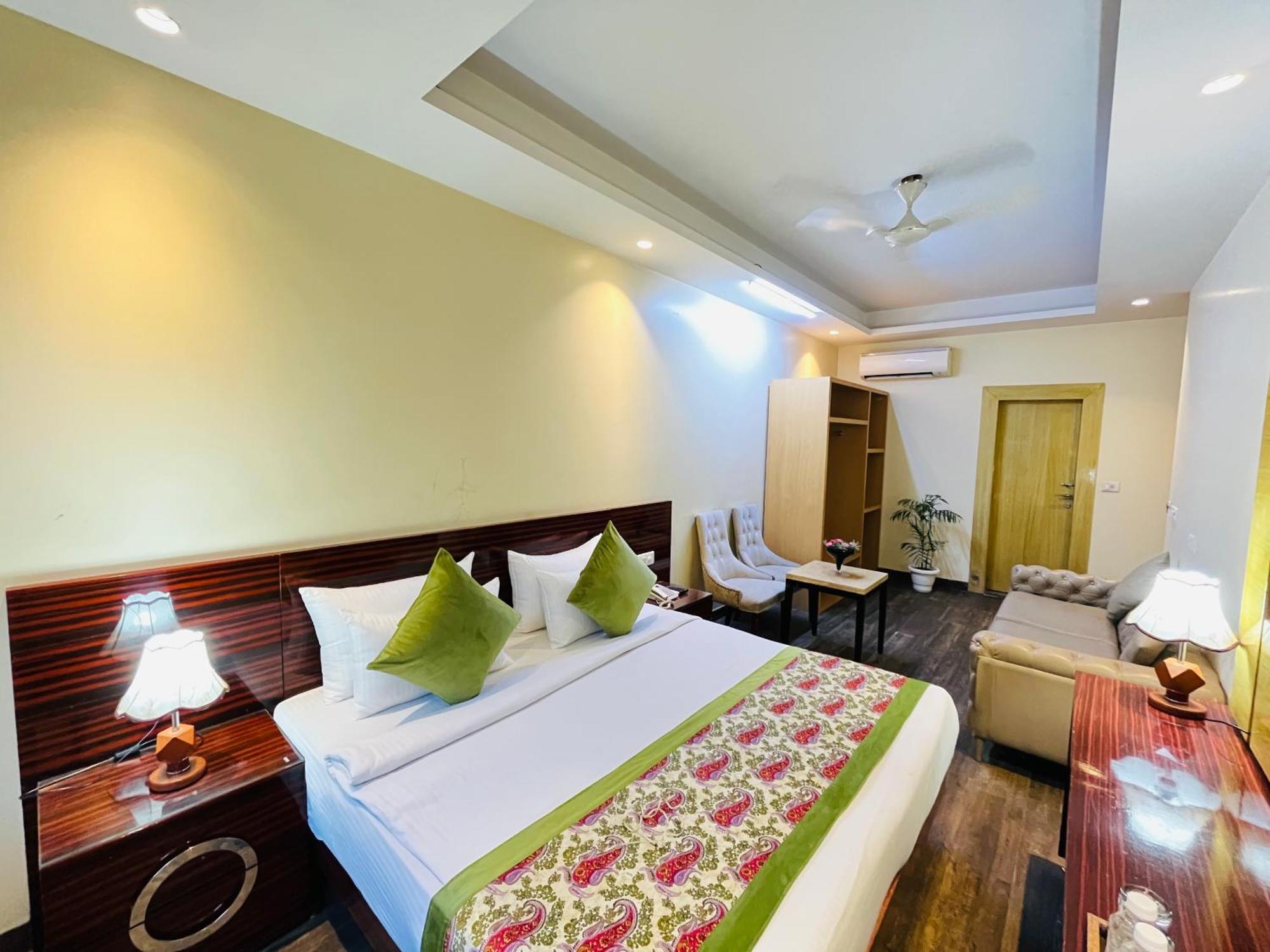 Hotel Banz Near Indira Gandhi Airport Delhi New Delhi Exterior photo