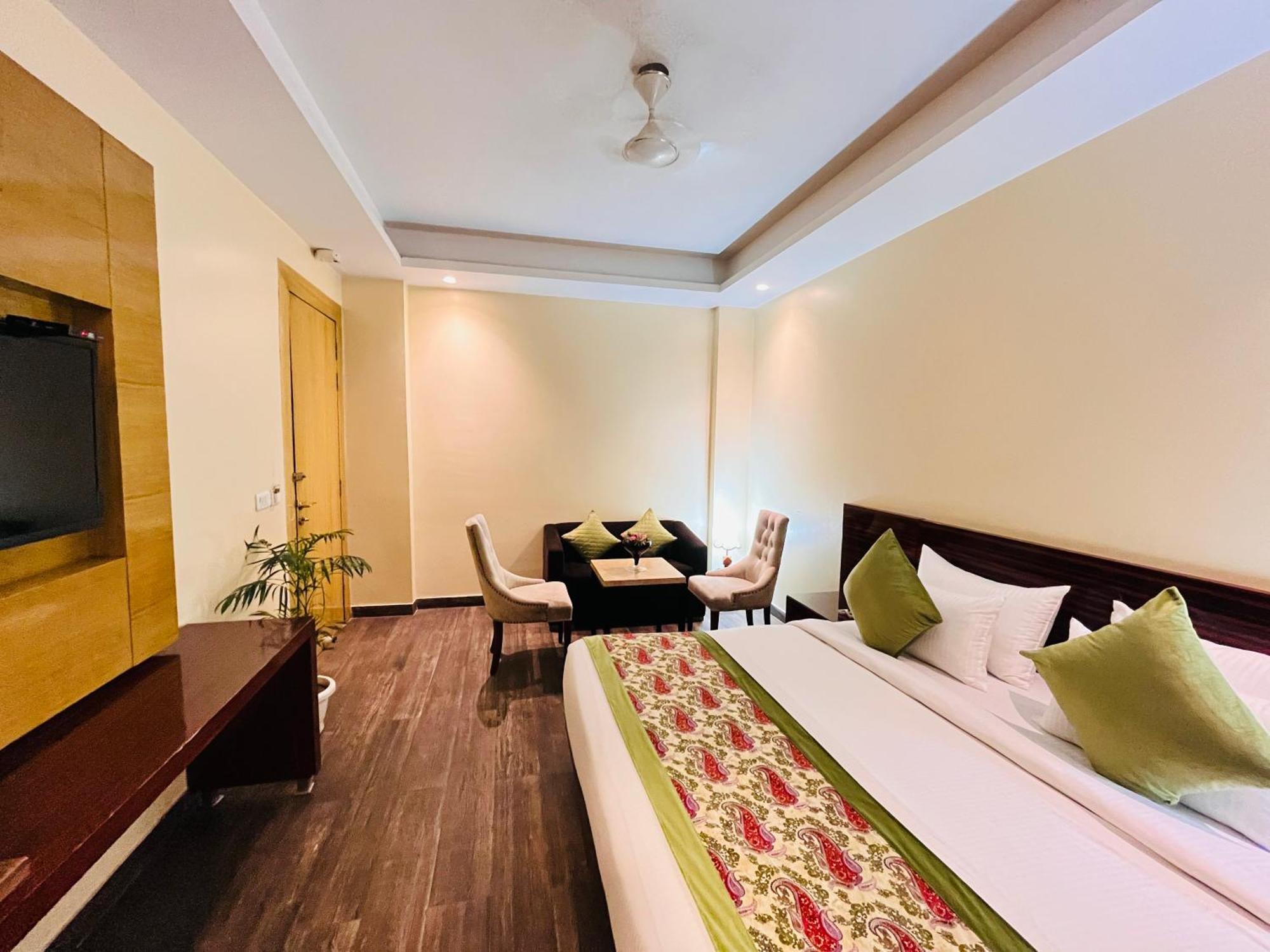 Hotel Banz Near Indira Gandhi Airport Delhi New Delhi Exterior photo