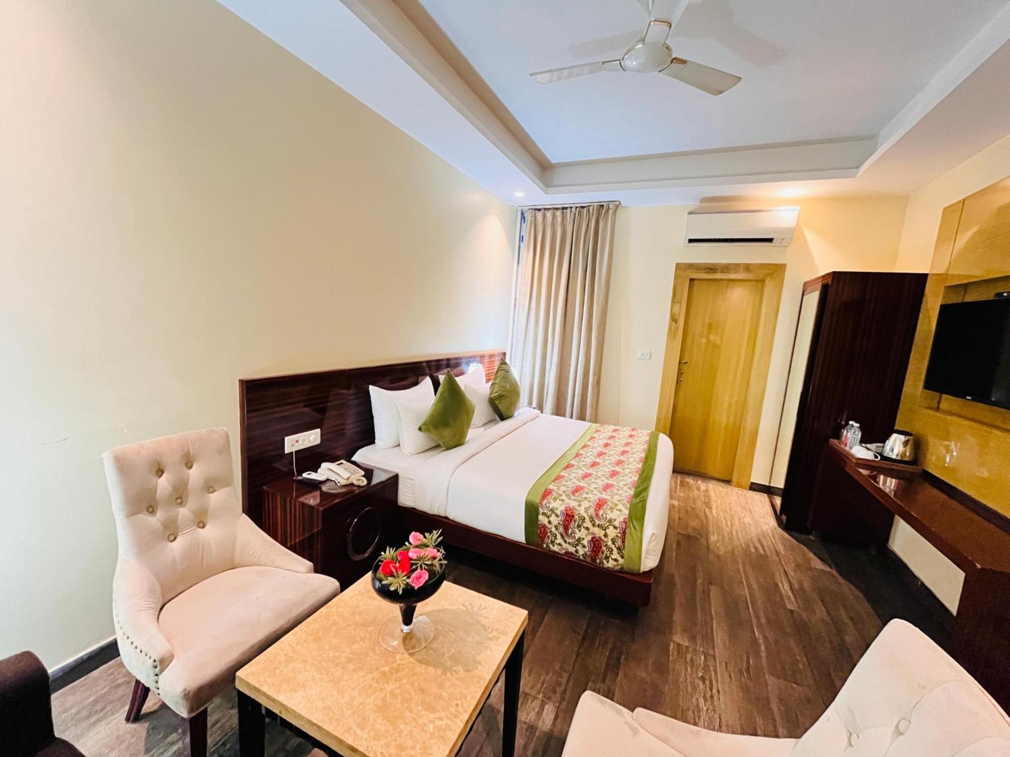 Hotel Banz Near Indira Gandhi Airport Delhi New Delhi Exterior photo