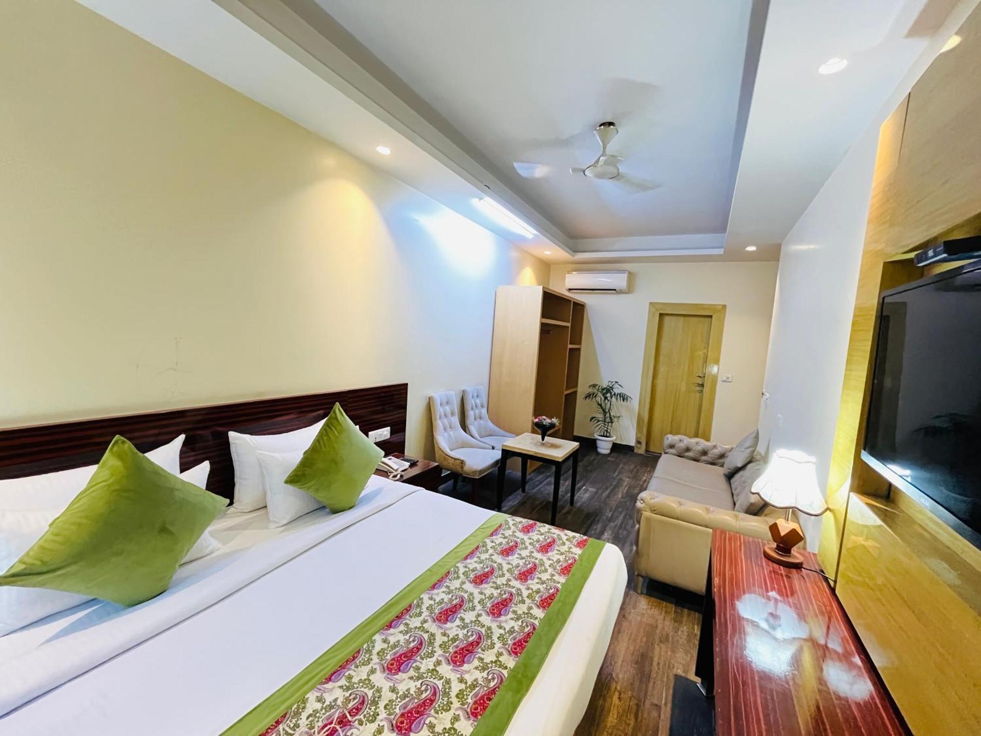Hotel Banz Near Indira Gandhi Airport Delhi New Delhi Exterior photo