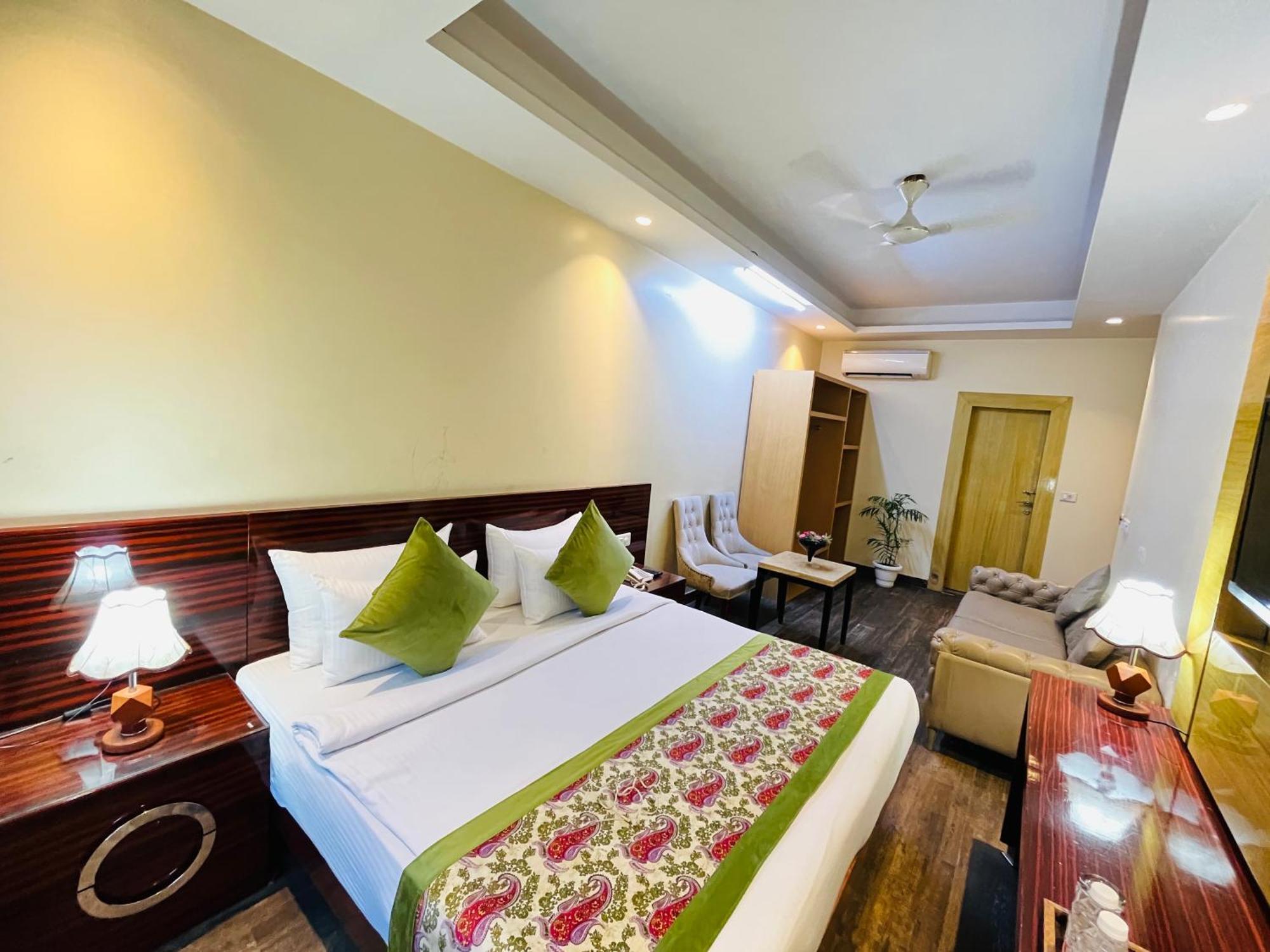 Hotel Banz Near Indira Gandhi Airport Delhi New Delhi Exterior photo