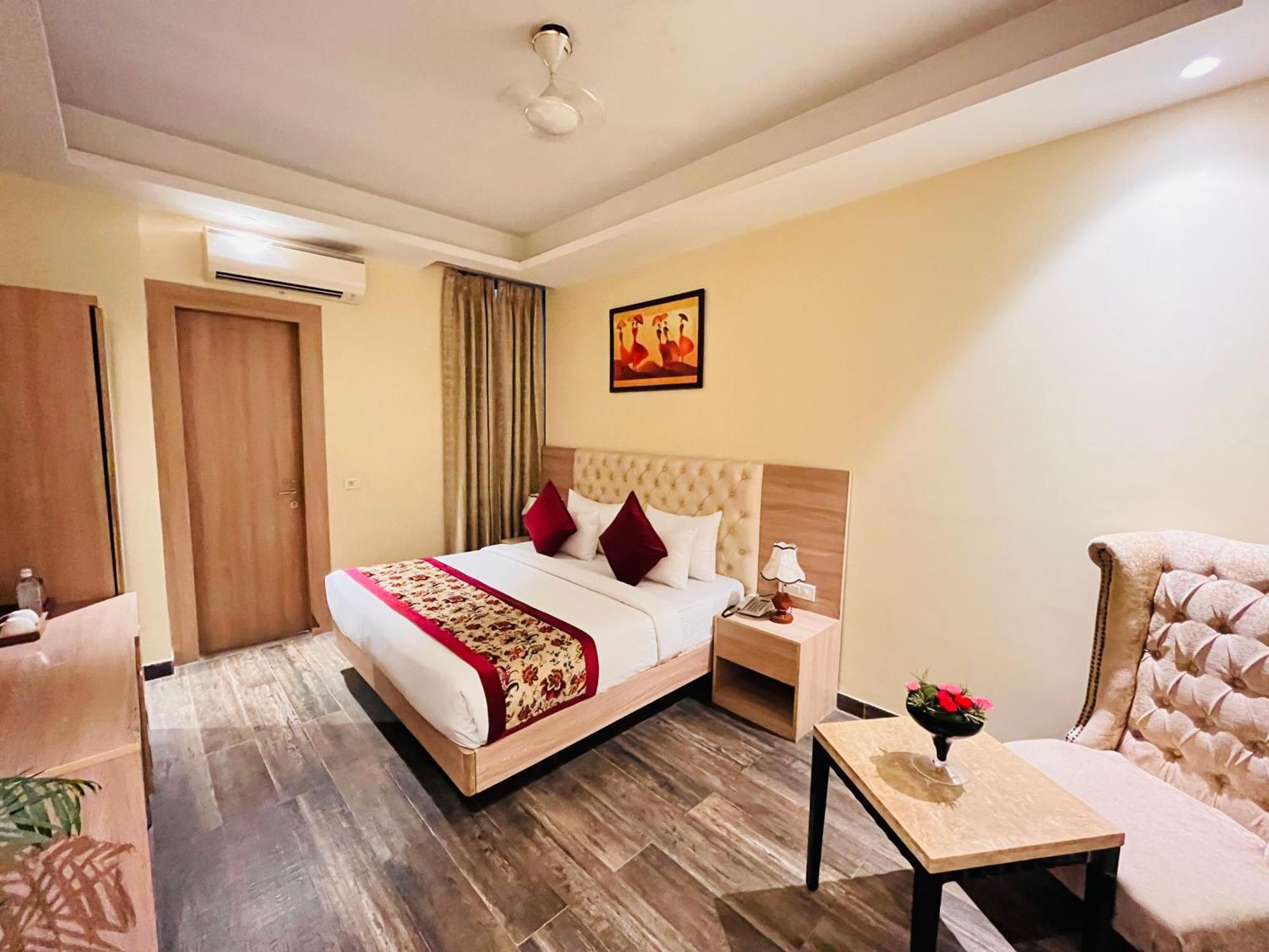 Hotel Banz Near Indira Gandhi Airport Delhi New Delhi Exterior photo