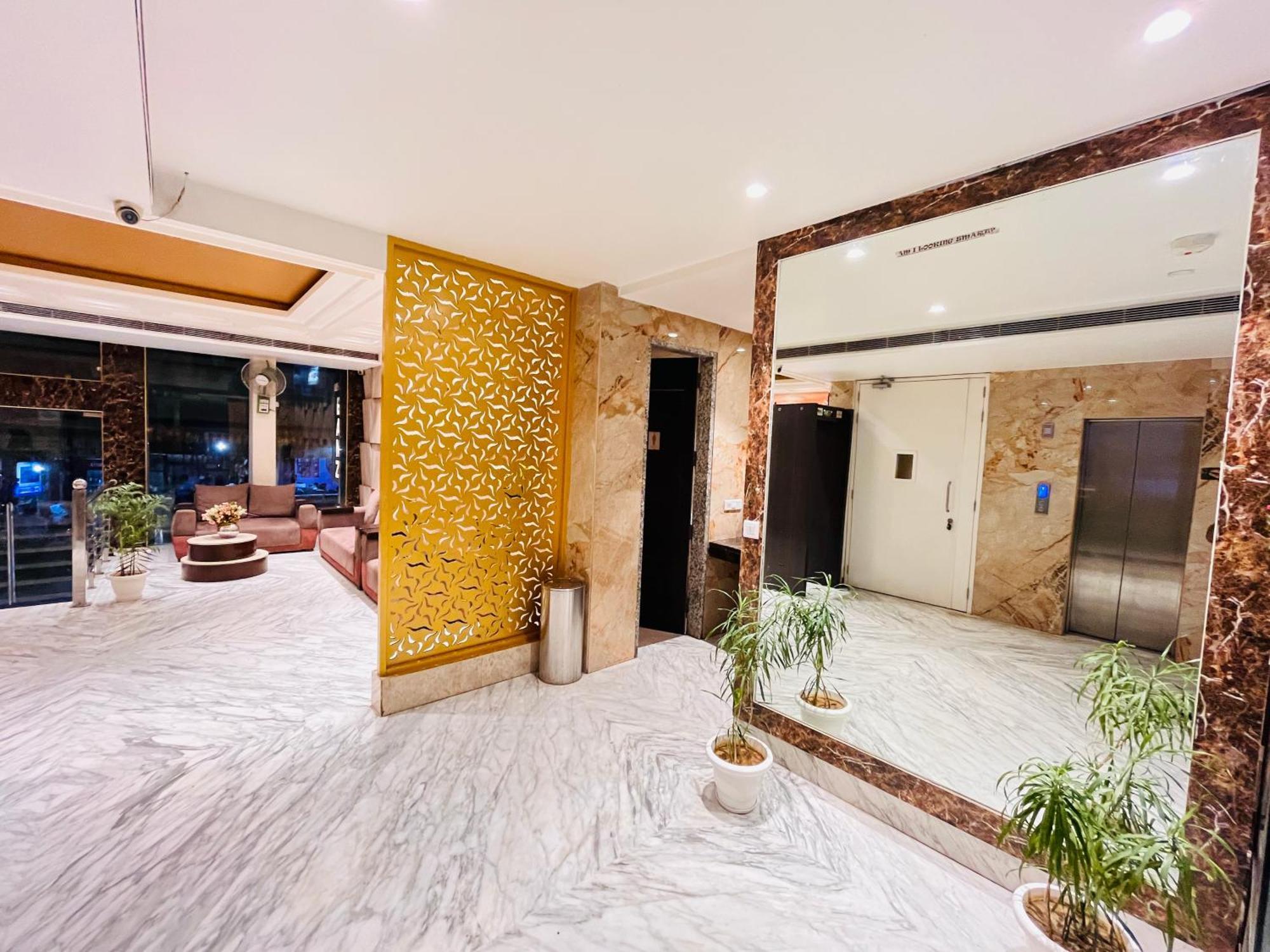Hotel Banz Near Indira Gandhi Airport Delhi New Delhi Exterior photo